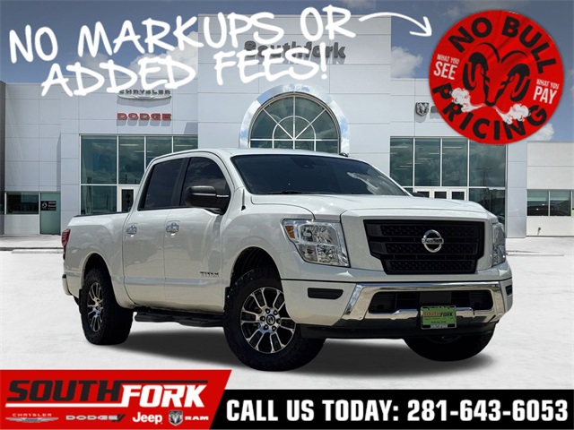 2021 Nissan Titan SV
