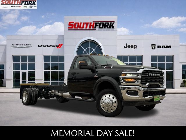 2025 RAM 5500HD Tradesman
