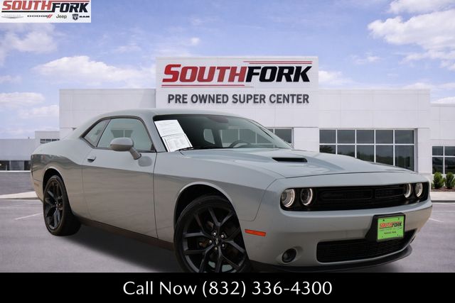 2021 Dodge Challenger SXT